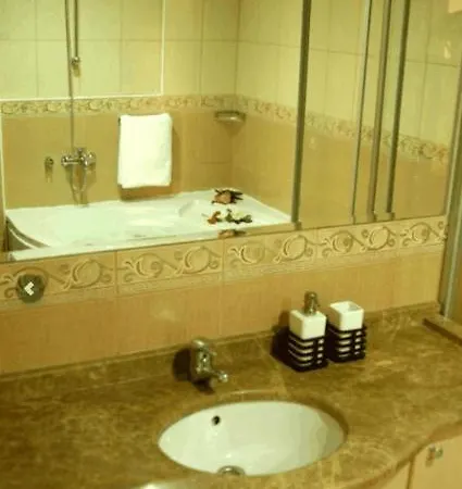 Tezcan Hotel 3*