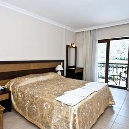 Tezcan Hotel 3*