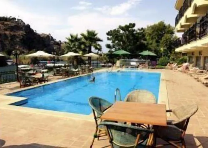 Hotell Tezcan 3*
