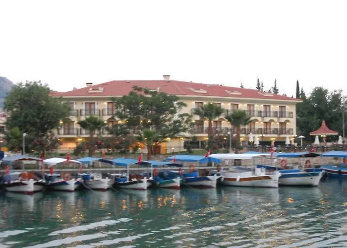 Hotell Tezcan 3*